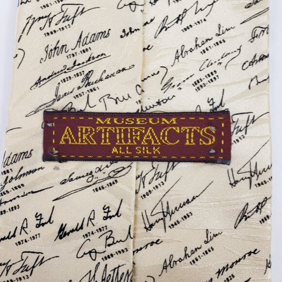 Museum Artifacts Neck Tie Presidents Silk NWT Cream Ivory Black Seal History - Picture 4 of 14